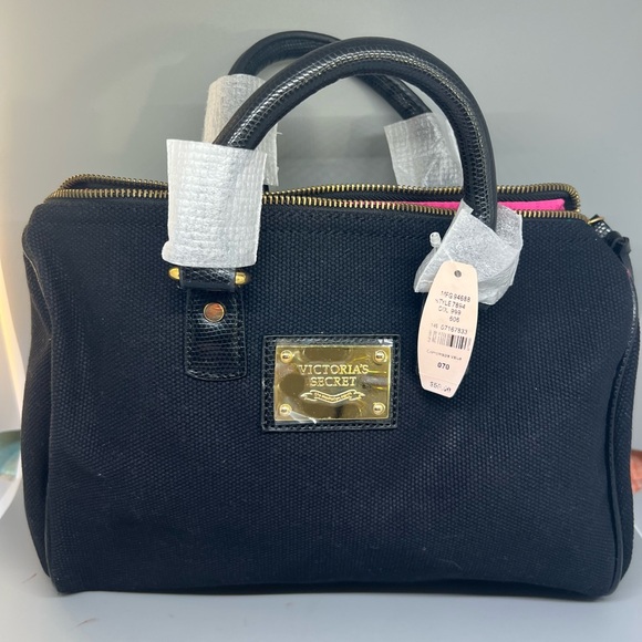 Victoria’s  Secret Black Bag NWT - Picture 2 of 7